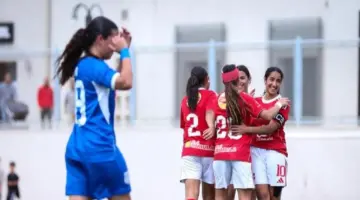 الأهلي يواجه بالم هيلز في نهائي دوري الجمهورية 2007 للكرة النسائية